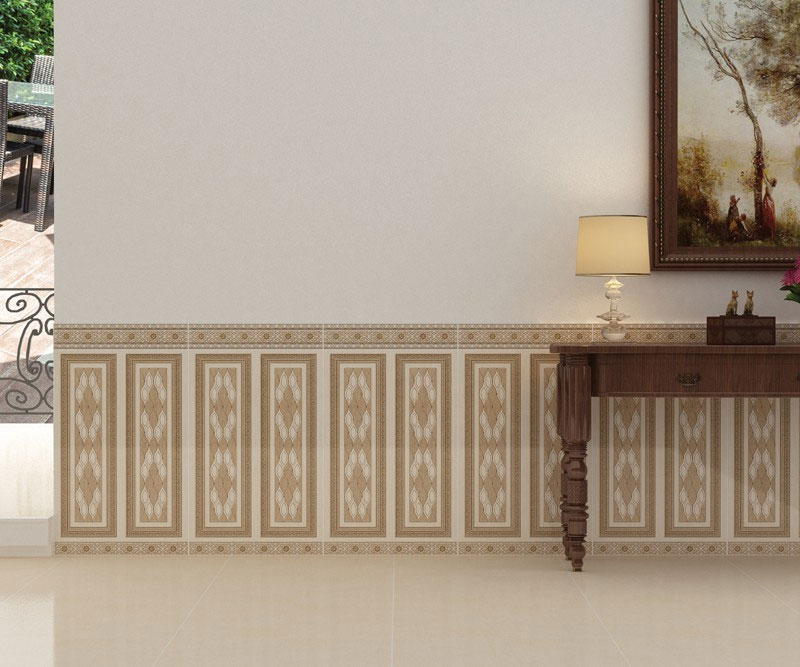 Gạch ốp chân tường có độ cao phù hợp giúp không gian thêm nổi bật