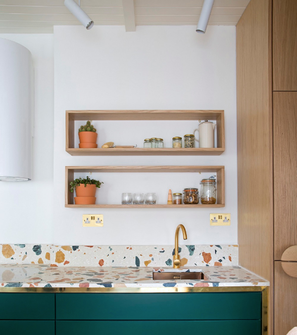 50 mẫu gạch lục giác ốp bếp theo phân loại - màu sắc & họa tiết 18 Gạch Terrazzo ốp nhà bếp màu sắc, rực rỡ và quá đỗi bắt mắt