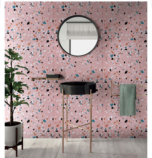 Mẫu gạch ốp tường Terrazzo tông màu hồng giúp không gian sống nhẹ nhàng, ngọt ngào hơn