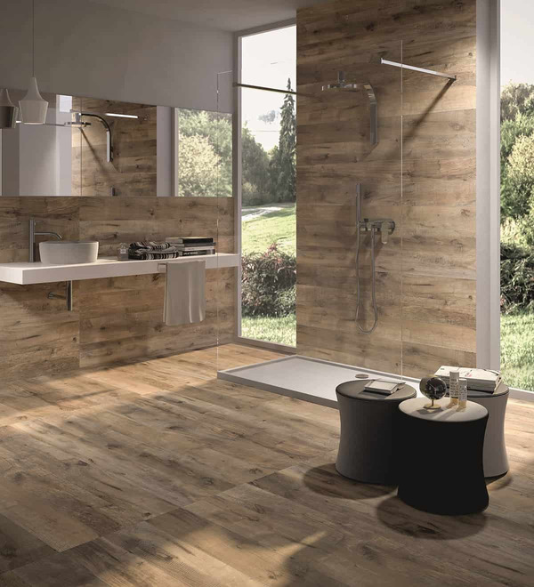 Nhà tắm phù hợp với những mẫu gạch giả gỗ có tông màu nâu trầm