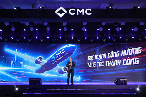 Ông Trần Đức Huy - Chủ tịch Hội đồng quản trị Công ty Cổ phần CMC phát biểu tri ân khách hàng