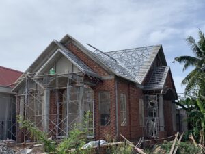 5 Sai lầm khi chọn ngói lợp nhà khiến công trình nhanh xuống cấp 5 Khung keo mai